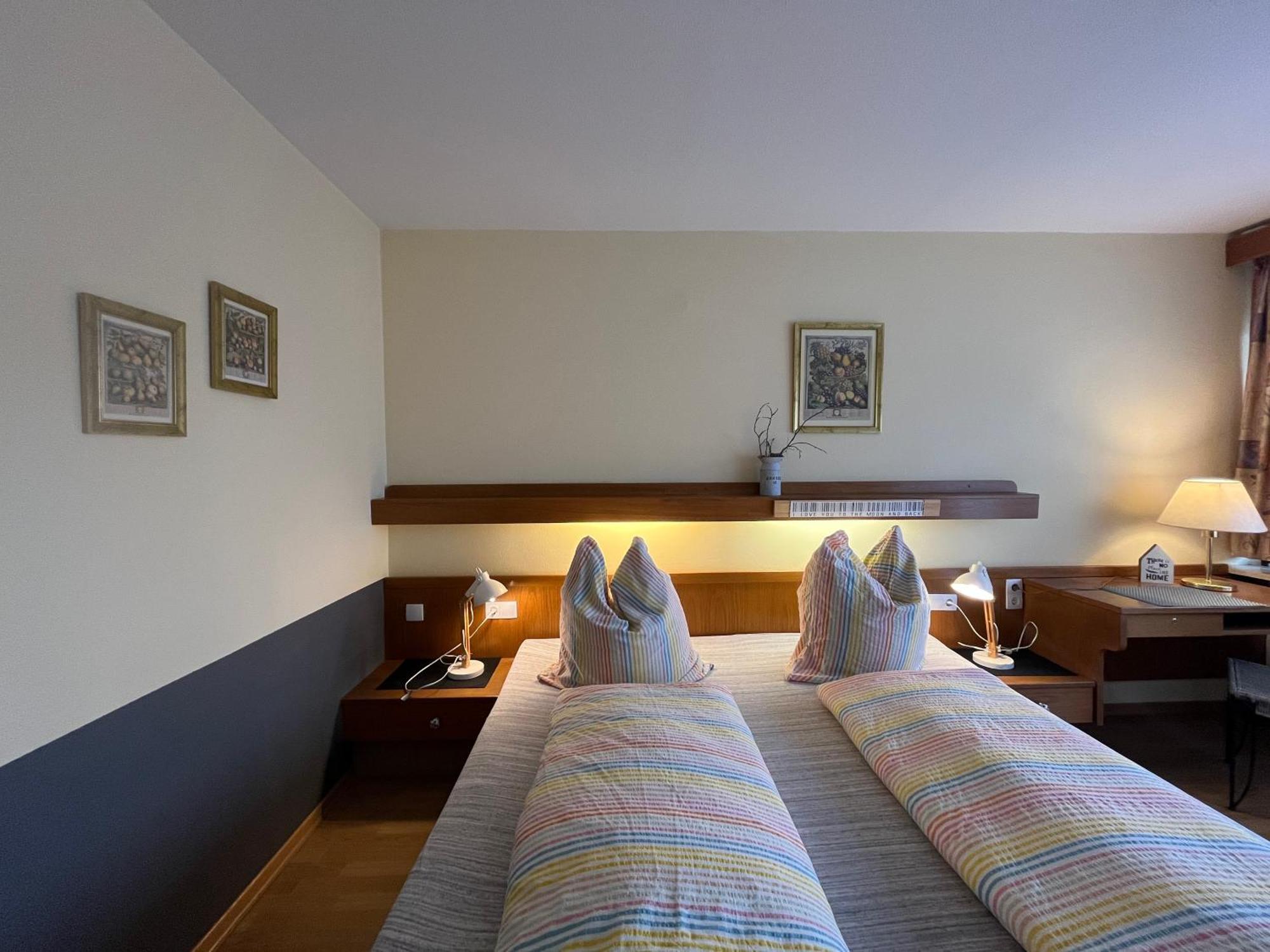 Goldener Hahn B&B Baiersbronn - Ferienwohnungen Mit Hotel Service Nahe Gartenschau Tal X Camera foto